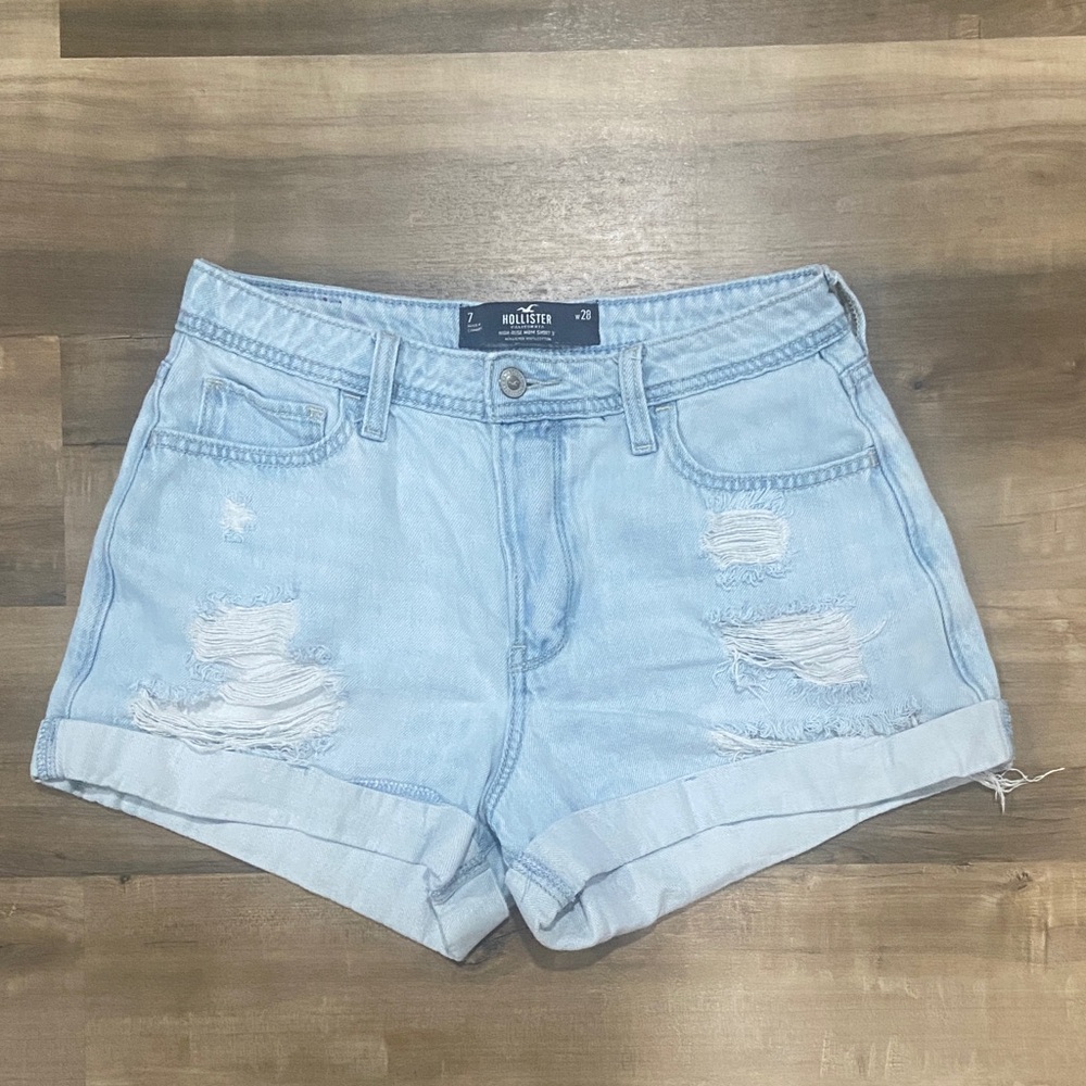 100% cotton Hollister Light Wash Jean Shorts